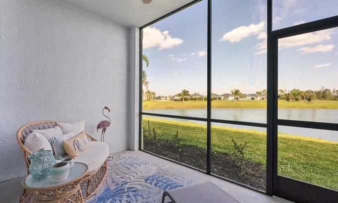 Punta Gorda House | 5 Star Villa Holidays Presents: Condo 5899 Getaway