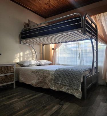 Fichardt Park Apartment | 5@Stock Accommodation