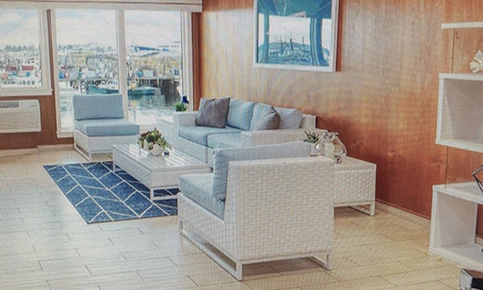 Newport Apartment | 5 Washington Street Newport, RI 02840