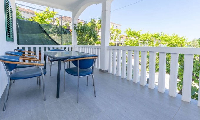 Rogoznica Apartment | 50 m² Apartment ∙ 1 bedroom ∙ 4 guests
