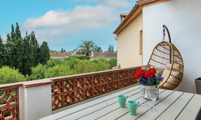 L'Escala Apartment | 50 m² Apartment ∙ 2 bedrooms ∙ 5 guests