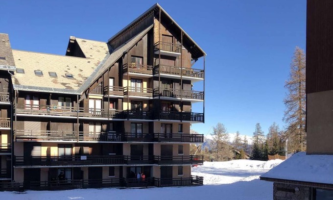 Reallon Apartment | 50m from resort center, 1st floor, balcony, ski locker, 21m², Réallon