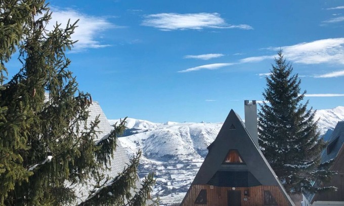 Saint-Lary-Soulan Ski Chalet | 50m from the slopes! Family chalet in Saint-Lary - Pla d'Adet