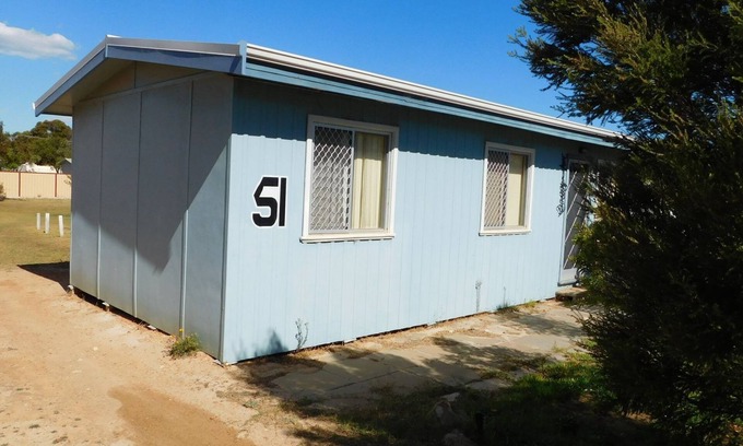 Jurien Bay House | 51 Bashford St Top Spot Jurien Bay