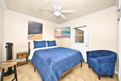 Balboa Peninsula House | 514 E Oceanfront B