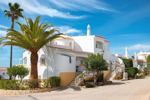 Carvoeiro House | 54 Golf mar Carvoeiro apartment with fabul
