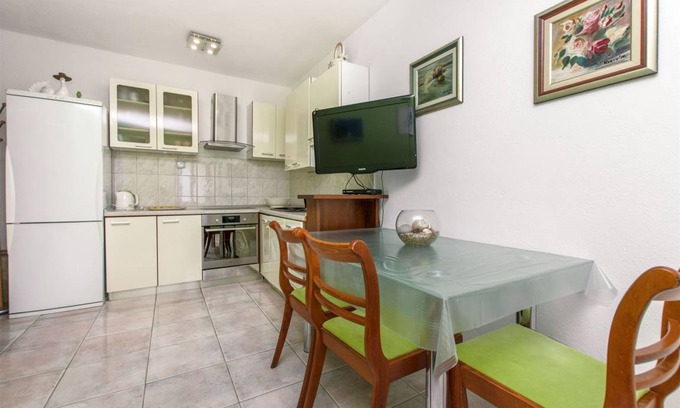Bol Apartment | 55 m² Apartment ∙ 2 bedrooms ∙ 4 guests