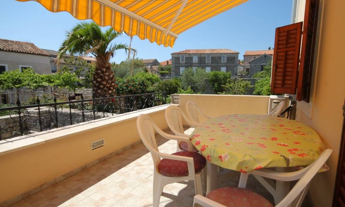 Osor Apartment | 56 m² Apartment ∙ 2 bedrooms ∙ 5 guests