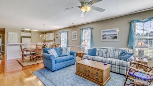 Pawleys Island Apartment | 57C Fifty-Seven Sea II at True Blue condo by Peace Vacations