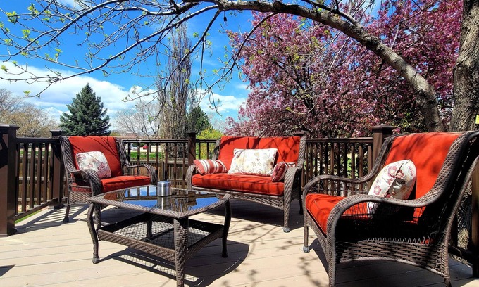 Northglenn House | 5bedrooms! Next to Park! Near Dining, Shops & Rec Center; Easy Access Downtown!