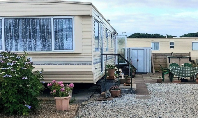 Par Ski Chalet | 5Berth -Family Friendly -ParkingSpot -Heated Pool