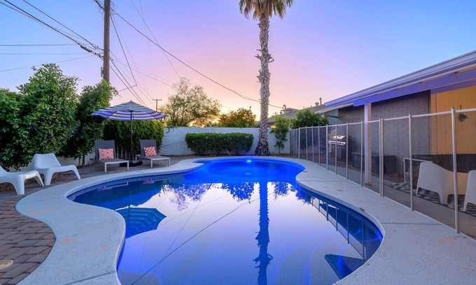 Village Grove House | 5BR Old Town Home w/Heated Pool, Games, & BBQ!