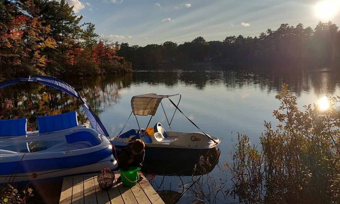 Ossipee House | 5br, private beach, waterfront for year round fun. Close to Ski and trials.