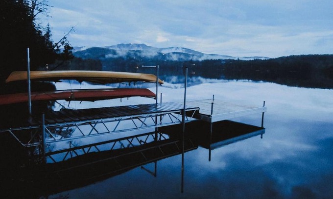 Mont-Tremblant Ski Chalet | 5min to Resort, Private Beach, NEW 1000MB internet, 3 Queen Beds,