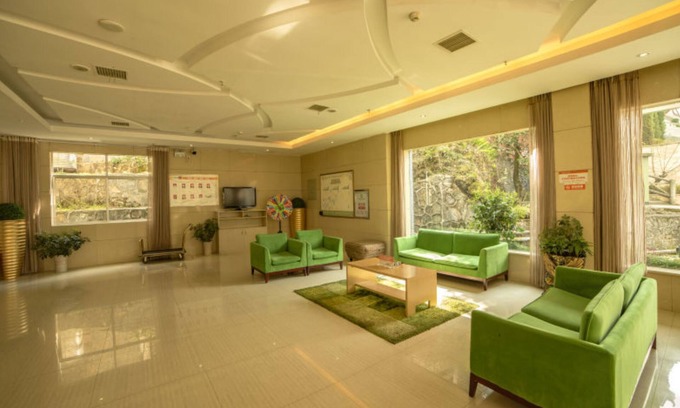 Wulingyuan Hotel | 5Yue Chain Hotel
