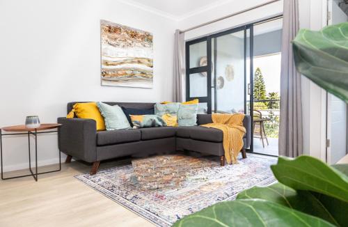 Blouberg Rise Apartment | 6 Atlantic Port - Cosy, modern 2-bedroom apartment - Blouberg