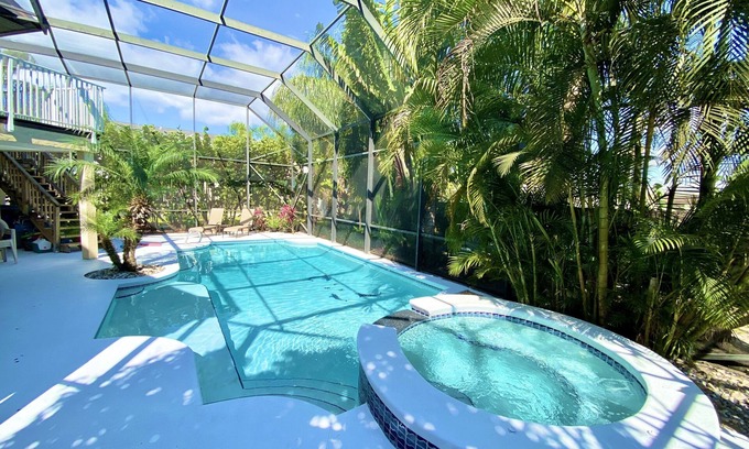 Ocean Woods House | 6 BD, Heated Pool/Jacuzzi w Screen-No Bugs; Theater; Arcade;SkeeBall;Walk to Bch