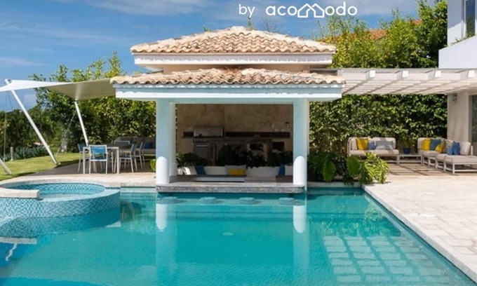 El Palmar Villa | 6 bdr + 7 bthr Villa with Private pool/garden and sunroom🌷🌞/near the beach 🌅 🌊 👙