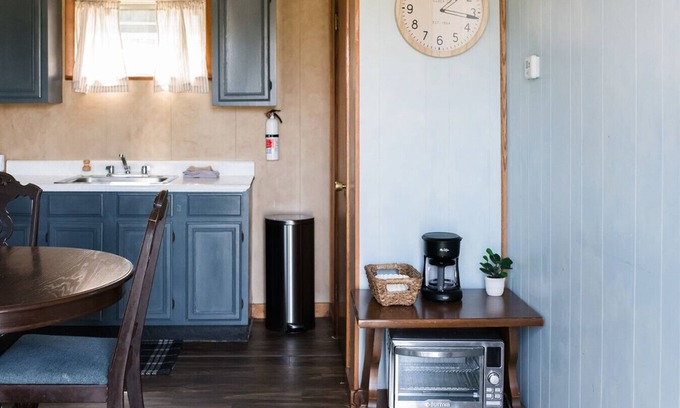 Strasburg Cabin | #6 Beaver Creek Cabin