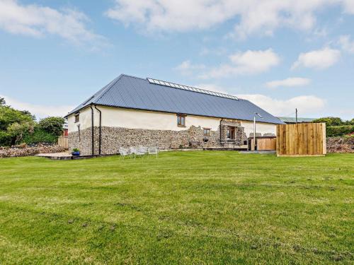 Torrington House | 6 Bed in Great Torrington 81519