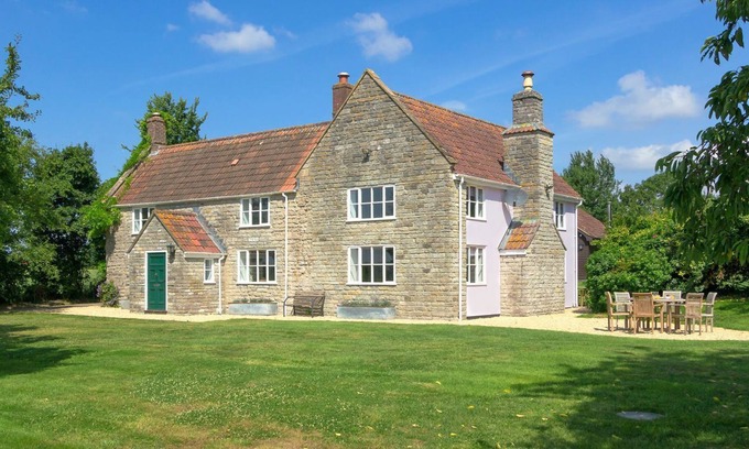West Lydford Cottage | 6 bedroom accommodation in Baltonsborough, near Glastonbury