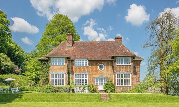 Sidmouth Cottage | 6 bedroom accommodation in Sidbury, near Sidmouth
