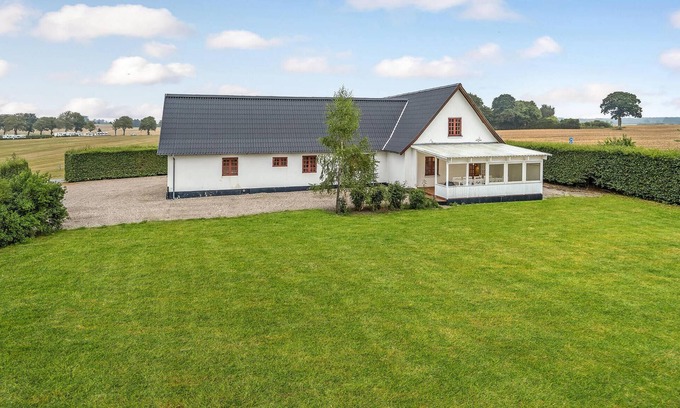 Kvaerndrup House | 6 bedroom gorgeous home in Kværndrup