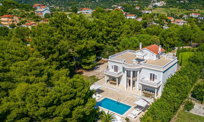 Rab House | 6 bedroom lovely home in Rab