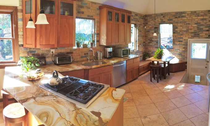 Lower Avenues House | 6-Bedroom Masterpiece in the Historic District