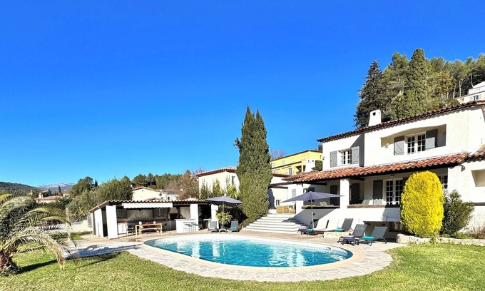 Pegomas Villa | 6 bedroom Villa Sunshine for up to 14 people - Côte d'Azur