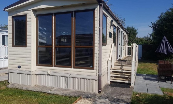 Burnham-on-Sea Other | 6 Berth Caravan on Lakeside Holiday Park