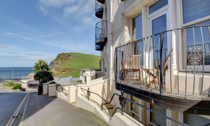 Hele Apartment | 6 Cove View