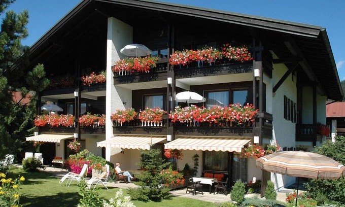 Reit im Winkl Apartment | (6) Drei-Raum-Ferienwohnung 65qm, Bad/WC, 2 Extra-Schlafräume, Küche, Balkon