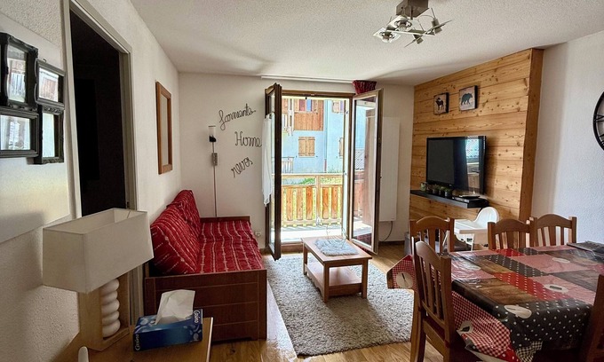 Albiez-le-Vieux Apartment | 6 guests Albiez-Montrond apt, fully equipped, ski-in/ski-out, summer & winter