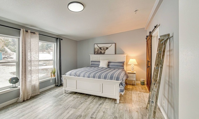 Cle Elum Cottage | 6 Mi to Cle Elum River: Family-friendly Home!