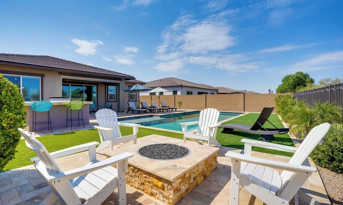 Palm Valley House | 6 Mi to Luke AFB: Oasis w/Private Pool