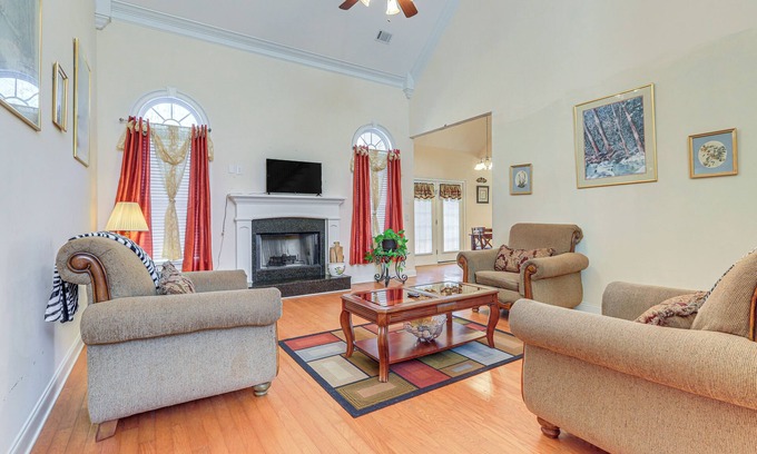 McDonough House | 6 Mi to Southern Belle Farm: Home w/Patio!