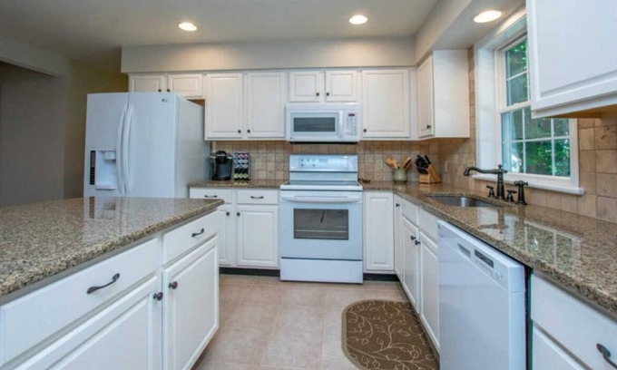 Saratoga Springs House | 6 miles to Track, 1 mile to Golf - Full Summer Rentals available by request