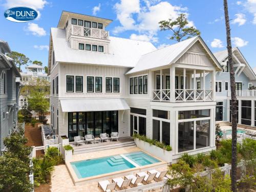 Watercolor House | 6 min Bike Ride to Beach! Private Pool with Lake Views in WaterColor! 5BR! home