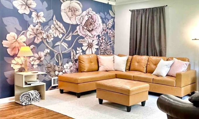 Stone Mountain House | 6 Mins to Stone Mtn Park, Outdoor Living & Dining
