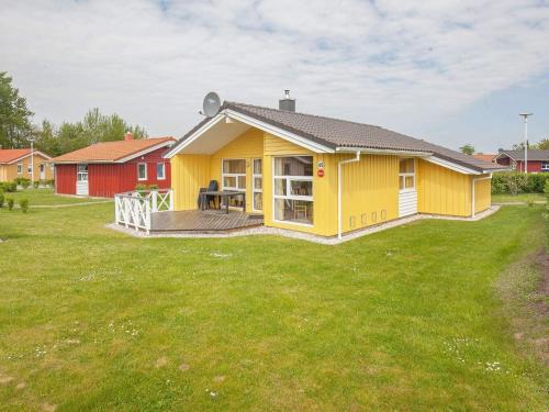 Lensterstrand House | 6 person holiday home in GROEMITZ