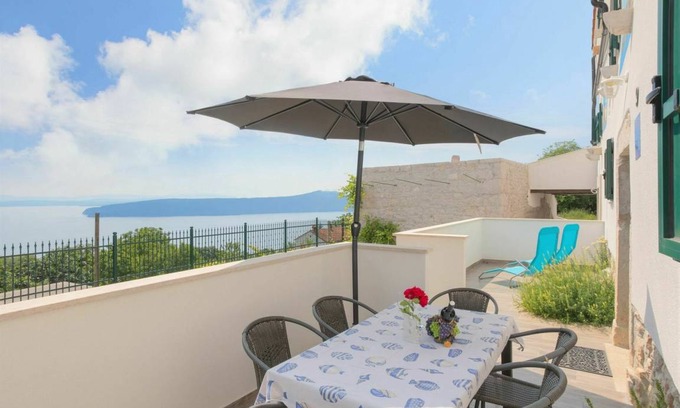 Sveta Jelena Other | 60 m² Accommodation ∙ 2 bedrooms ∙ 6 guests