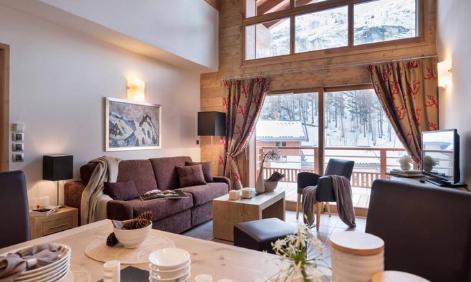 Les Boisses Apartment | 60 m² Apartment ∙ 2 bedrooms ∙ 6 guests