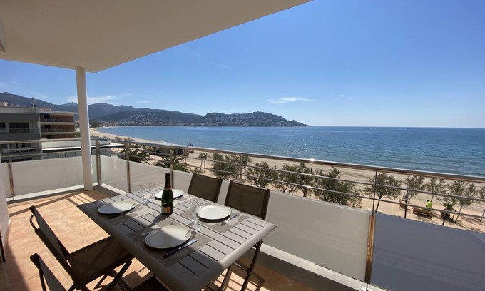 Santa Margarida Apartment | 60 m² Apartment ∙ 2 bedrooms ∙ 4 guests