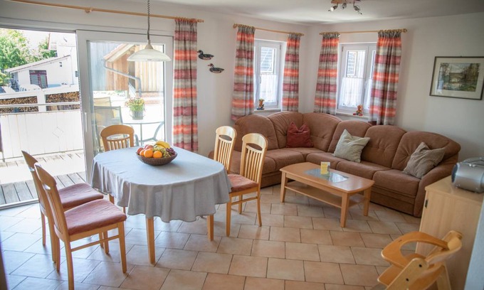 Tettnang Apartment | 60 m² Apartment ∙ 2 bedrooms ∙ 5 guests