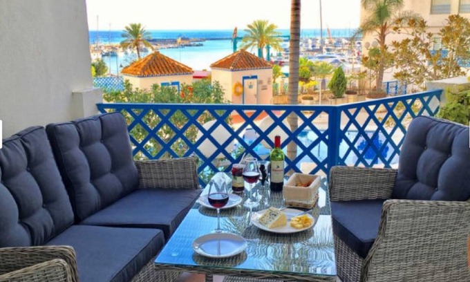 Estepona Apartment | 60 m² Apartment ∙ 2 bedrooms ∙ 4 guests
