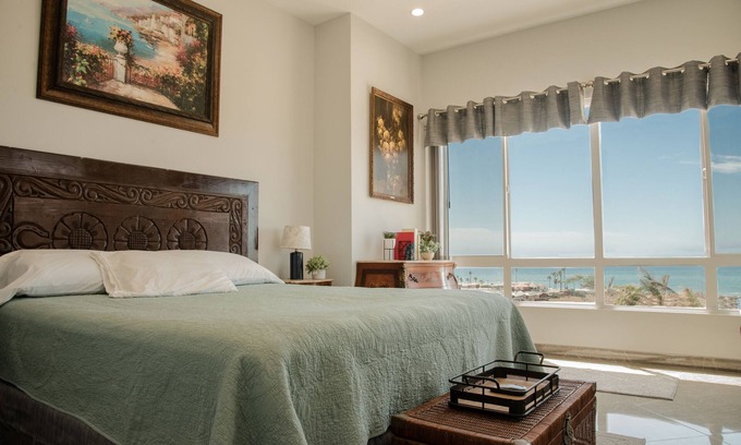 Playas de Rosarito Apartment | 60 % monthly PENTHOUSE w/JACUZZI PANORAMIC OCEAN VIEWS