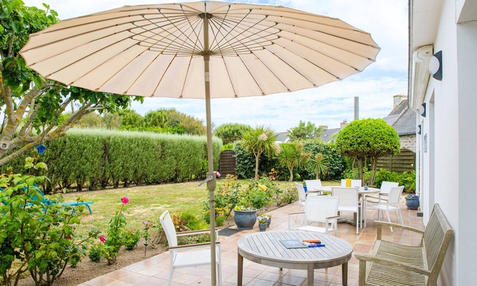 Saint-Guenole House | 600m from the beach, family house for 9