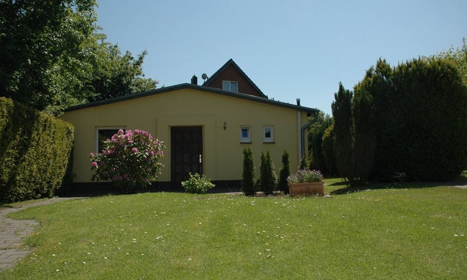 Datum House | 60m² apartment on the outskirts of Hamburg, quiet residential area for max. 3 persons