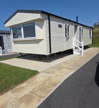 Berrynarbor Resort | 61, Stowford Gardens